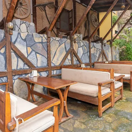 Bed and Breakfast Otto Old 3*